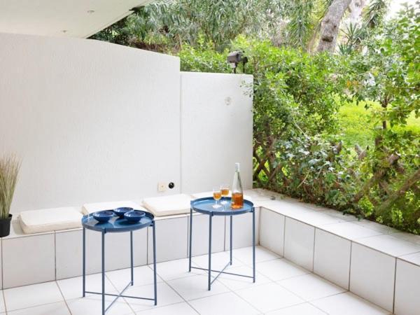 Vouliagmeni'S Secret Garden Near The Sea Apartment Athens Ngoại thất bức ảnh