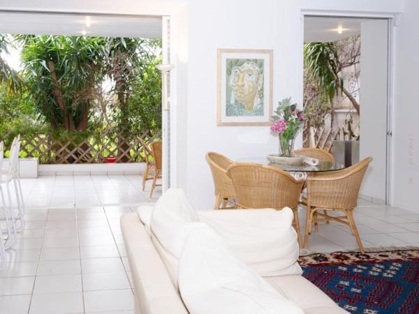 Vouliagmeni'S Secret Garden Near The Sea Apartment Athens Ngoại thất bức ảnh