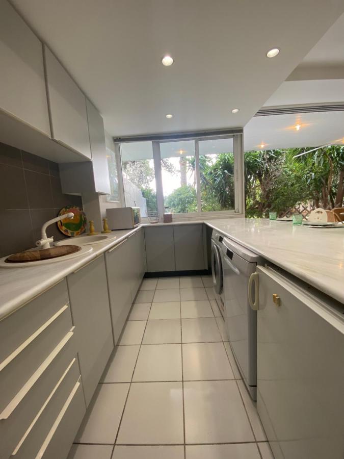Vouliagmeni'S Secret Garden Near The Sea Apartment Athens Ngoại thất bức ảnh