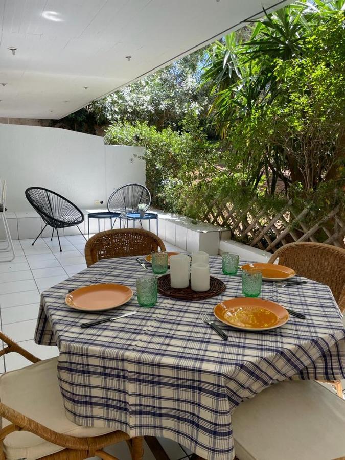 Vouliagmeni'S Secret Garden Near The Sea Apartment Athens Ngoại thất bức ảnh
